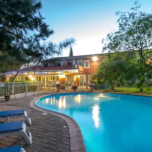 *** Hotel Ibis Provence Verte France