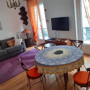  Appartement Petroff France